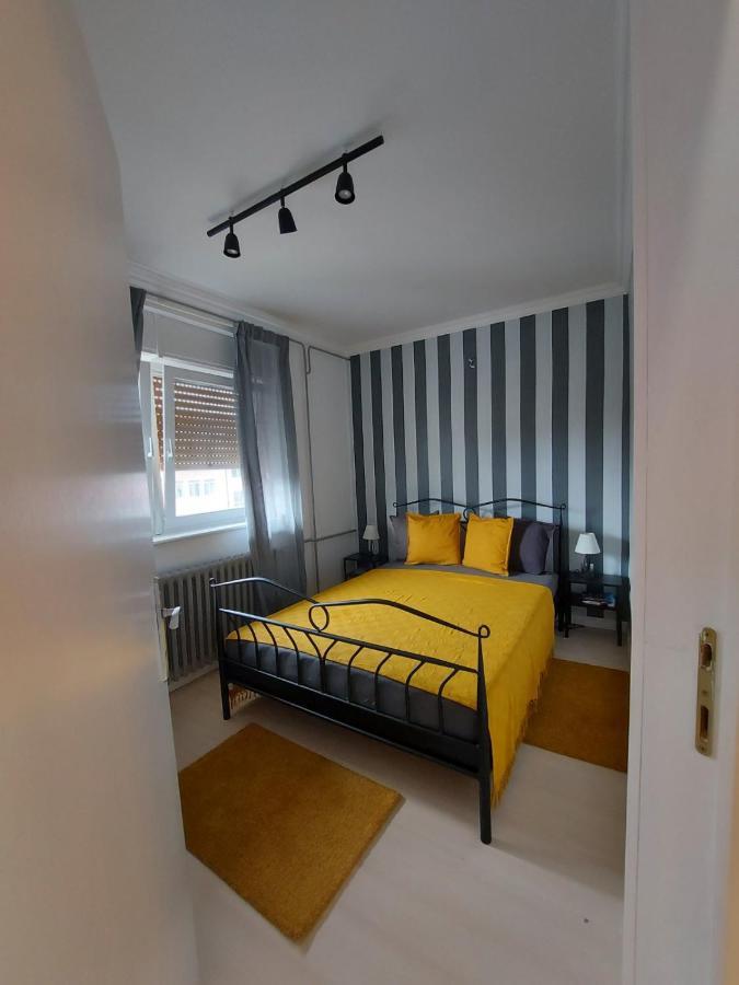 Center Danube Street Apartment Novi Sad Exterior foto